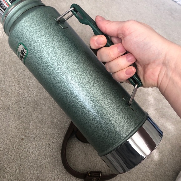 Vintage Aladdin Stanley Thermos A-944DH Green Quart With Leather Carrying Case - Picture 9 of 16